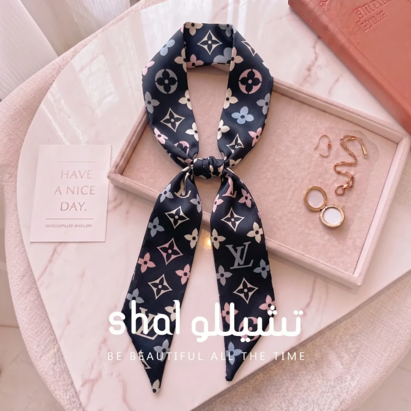 فولار ساتان نسائي منقوش